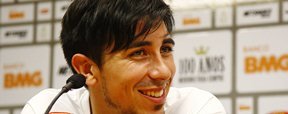 Ap�s estreia, Fucile esbanja bom humor na apresenta��o (FlickrSantosFc)