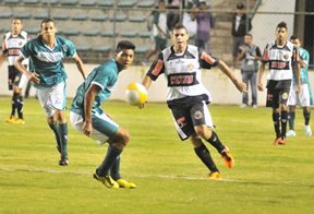 Gama estreia levando virada em casa do Sobradinho: 2 a 1 (Antonio Cunha/Esp. CB/D.A Press)