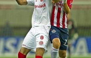 Imagens do primeiro confronto entre Inter x Chivas, no est�dio Omnilife. no M�xico