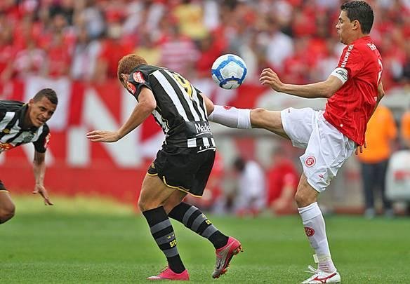 Imagens da partida entre Internacional x Santos, no Beira-Rio