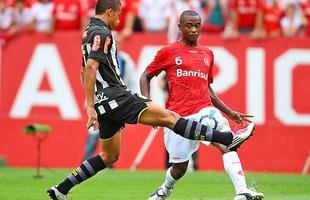 Imagens da partida entre Internacional x Santos, no Beira-Rio