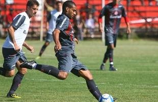13 - Rodrigo (zagueiro)
