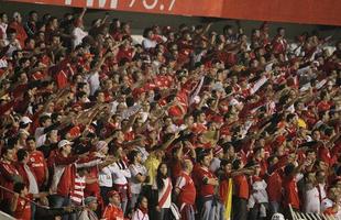 Imagens da partida de volta, pelas oitavas de final da Libertadores: Internacional x Pearol no Beira-Rio