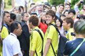 Seleção Japonesa de futebol deixa o hotel com destino ao Estádio Nacional Mané Garrincha. 