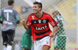 Mas Mugni, o argentino do Flamengo, tambm merece suas vaias. Mdia: 5,35.