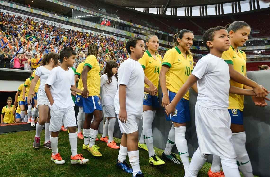 Seleo Brasileira conquista o penta no Torneio Internacional de Futebol Feminino, no Man Garrincha