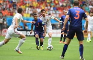 Lance do jogo entre Espanha e Holanda na Arena Fonte Nova, em Salvador.