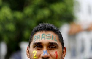 Palpite pintado no rosto para trazer sorte