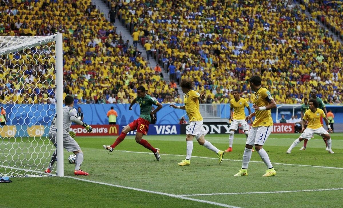 Joel Matip marca o gol de empate de Camares.