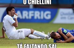 Em outro meme Surez reclama da falta de sal em Chiellini