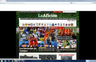 La Aficin abre a chamada principal do site com o ttulo: 'Os fantasmas de sempre' e uma foto da seleo da Holanda comemorando o gol.
