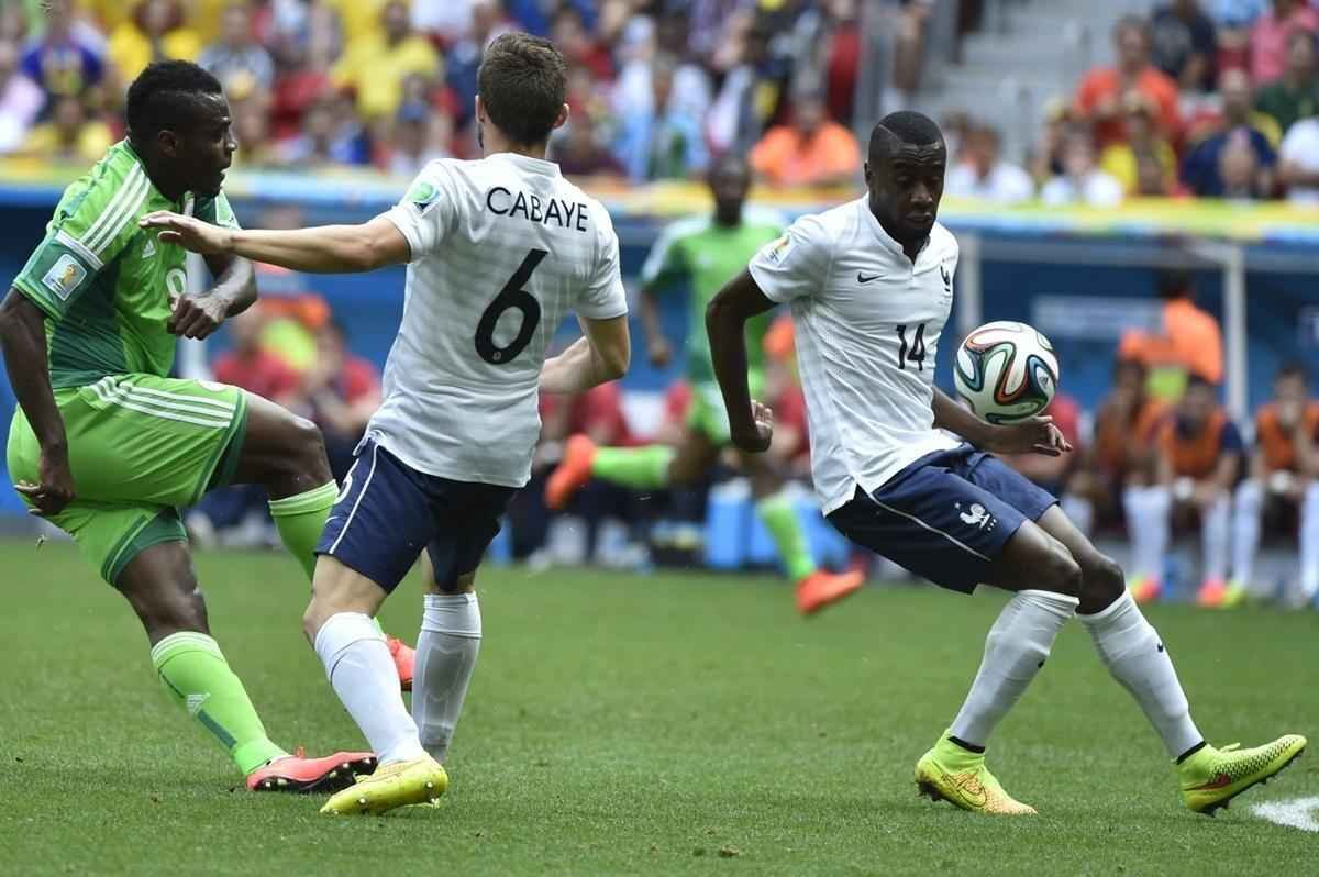 Lance do jogo entre Frana e Nigria no Man Garrincha