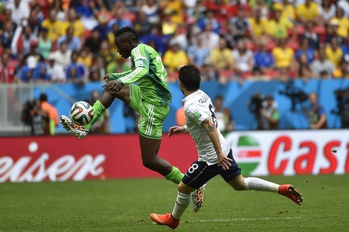 Lance do jogo entre Frana e Nigria no Man Garrincha