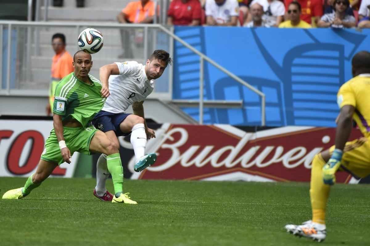 Lance do jogo entre Frana e Nigria no Man Garrincha