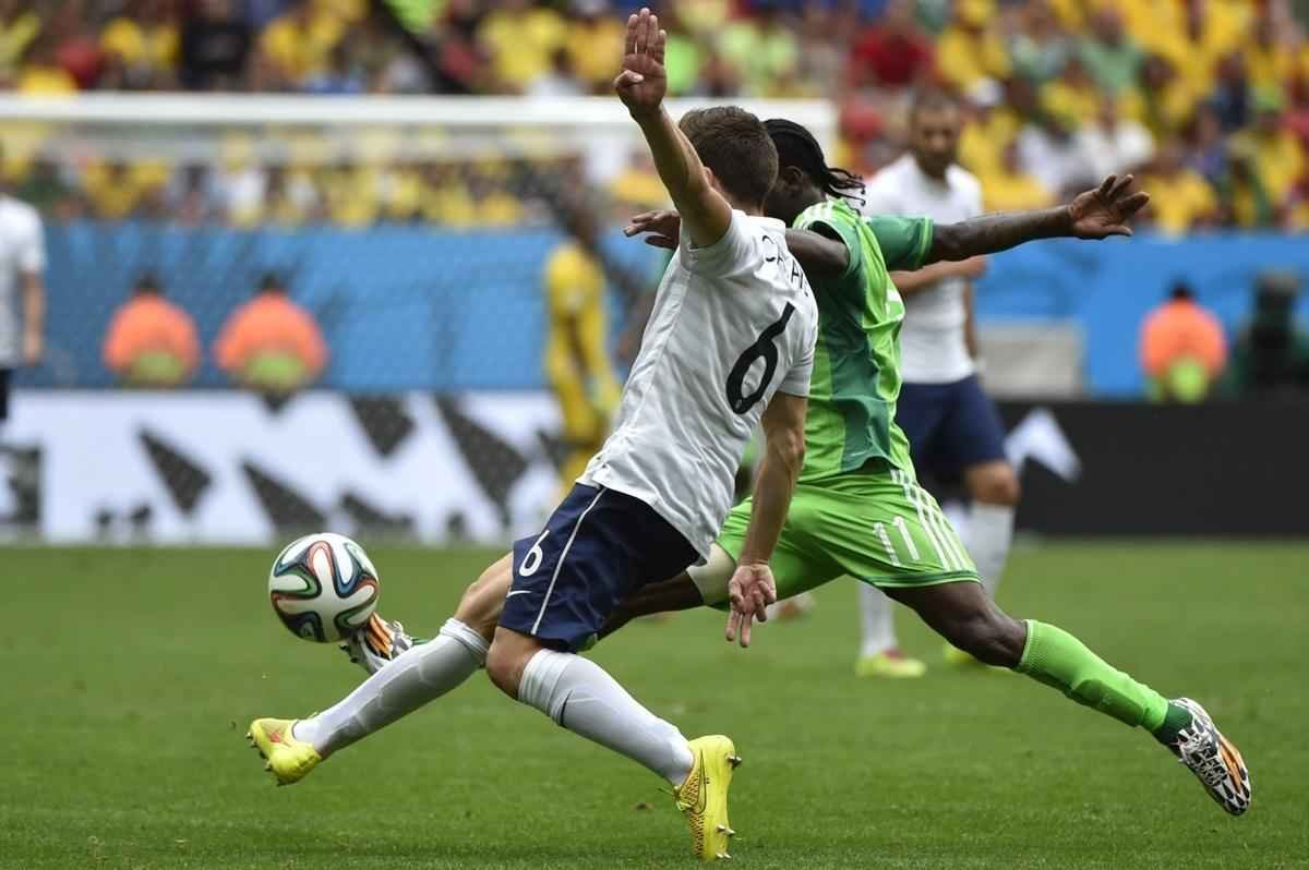 Lance do jogo entre Frana e Nigria no Man Garrincha