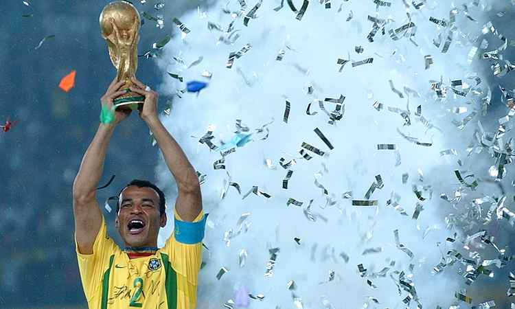 Pentacampeão em 2002, Roque Júnior é o novo comentarista da Globo -  Superesportes