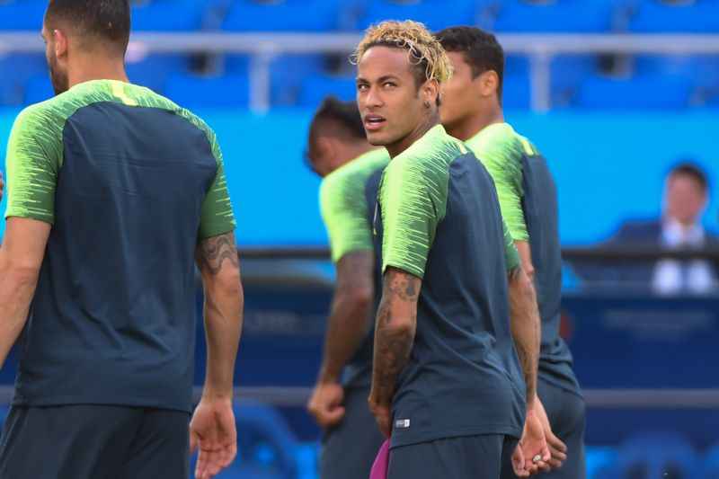 Brasileiros não perdoam Neymar com os memes da vitória do Brasil