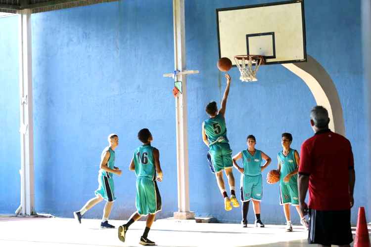 I Torneio Vivo Lance Livre de Basquete 3x3